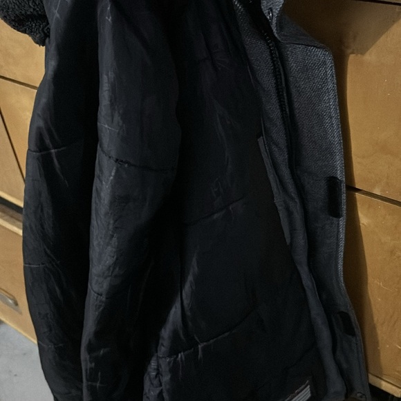 Boys coat - Picture 9 of 11